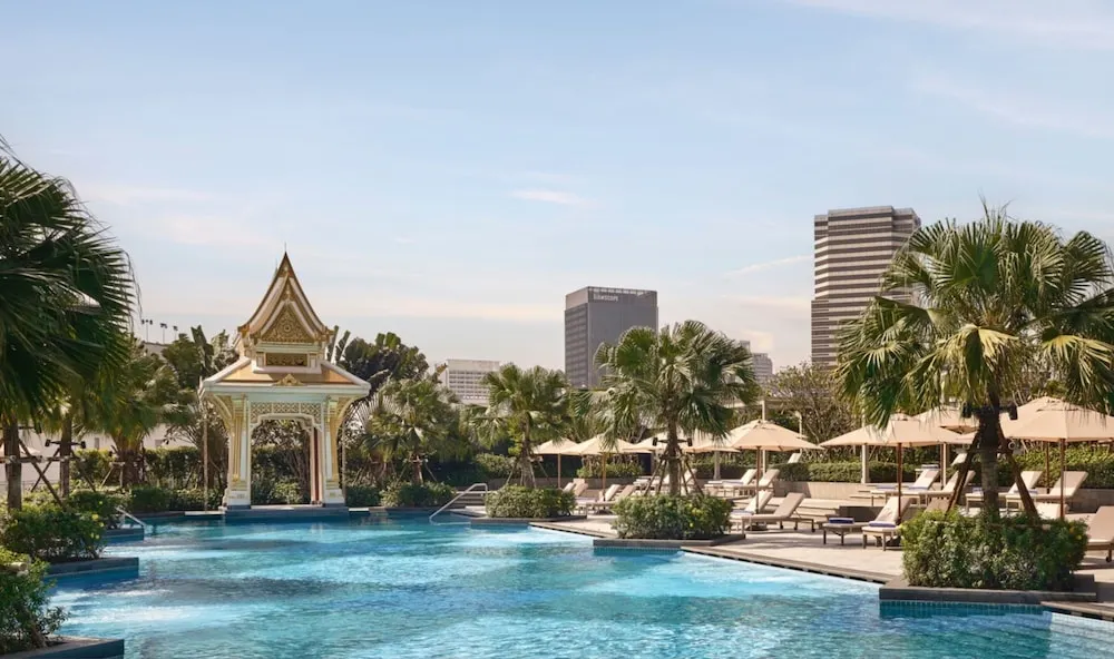 Chatrium Grand Bangkok – Nyt familievenligt luksushotel tæt på Siam