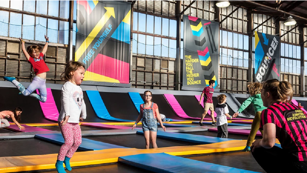 BOUNCE Thailand – Trampolinpark med fart, leg og træning i ét