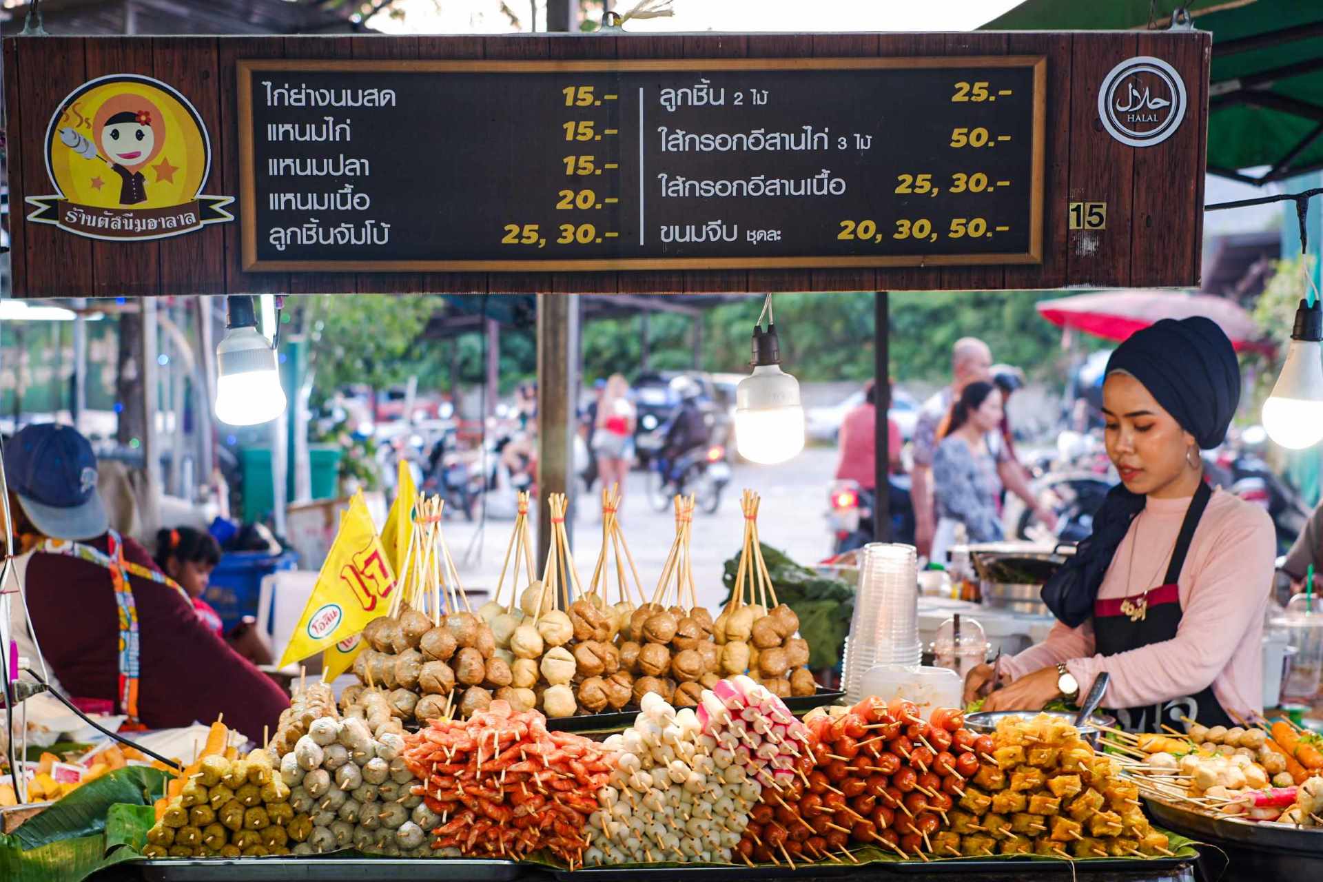 Naka Weekend Market – Phukets største weekendmarked