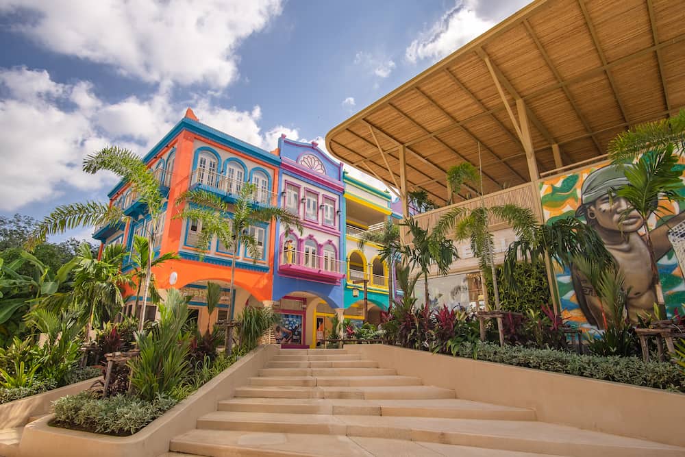 Blue Tree Phuket – Sjov, sport og underholdning for hele familien