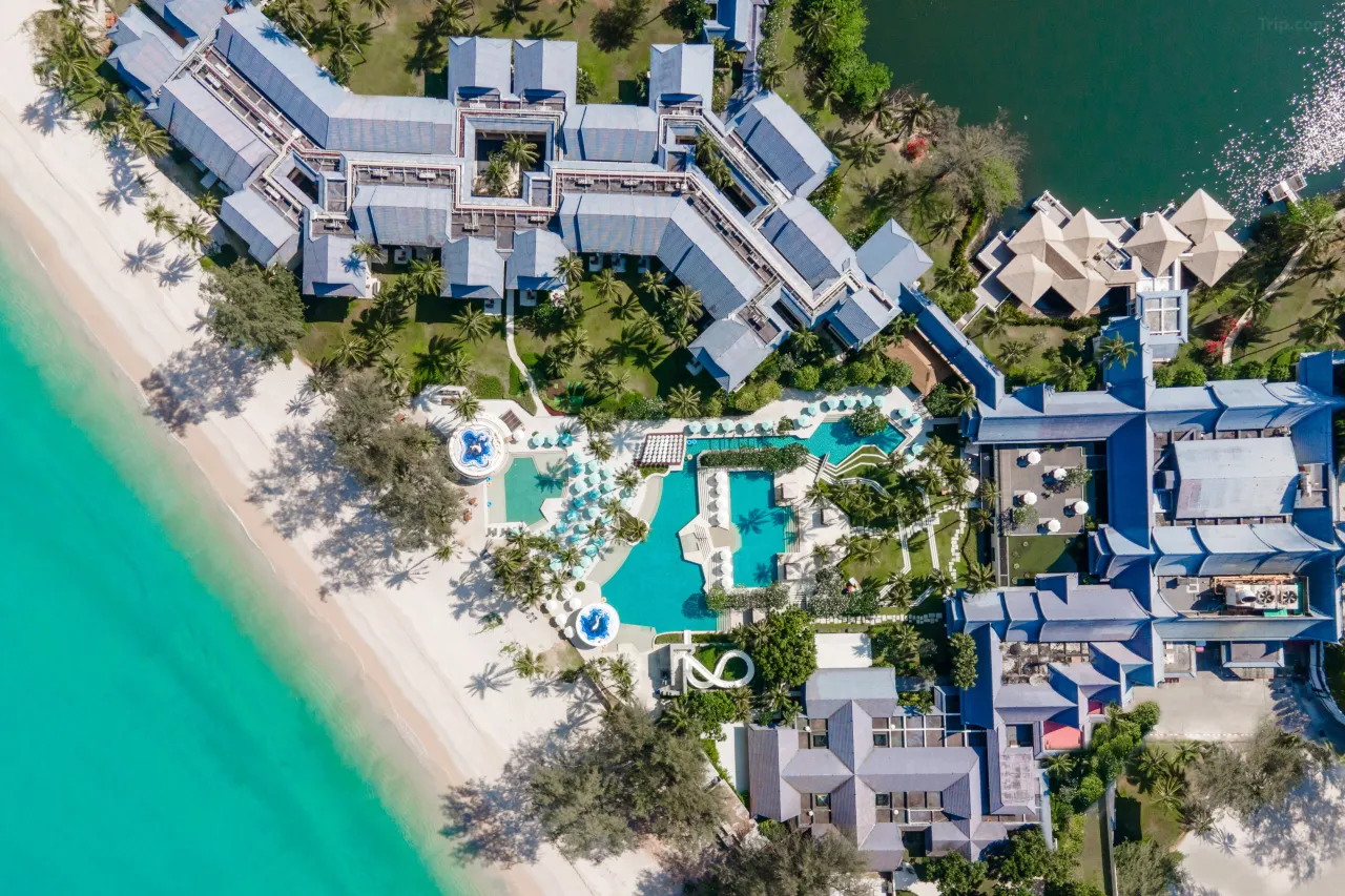 SAii Laguna Phuket – Tropisk strandresort med spa, ro og aktiviteter for hele familien