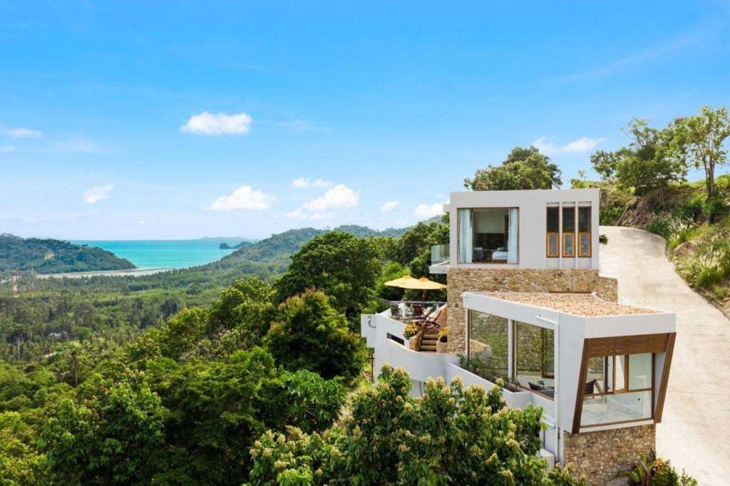 Villa Bella Vista Samui – Privat luksusvilla med panoramaudsigt og infinity pool