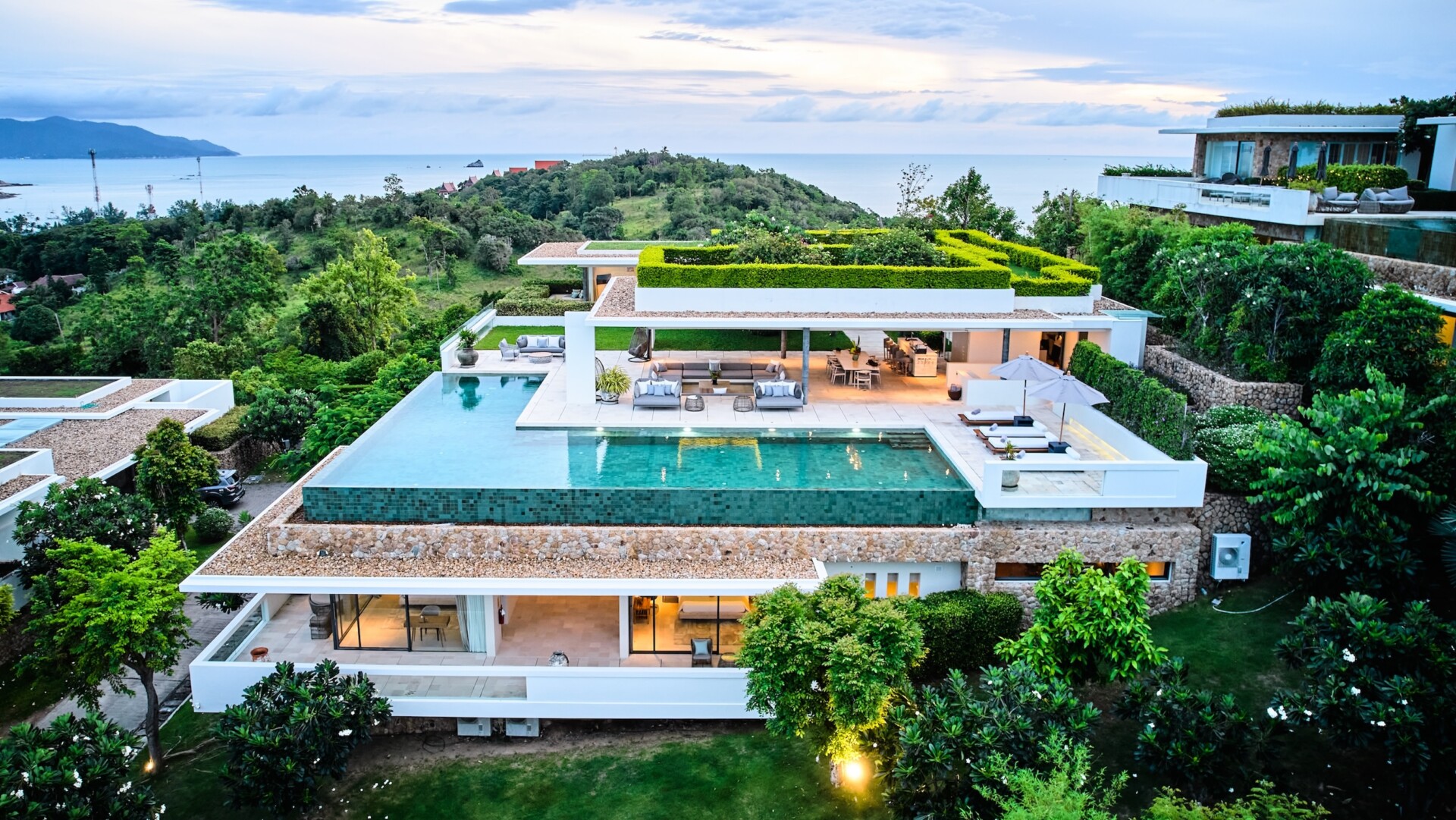 Samujana Villas – Luksusvillaer med panoramaudsigt og personlig service på Koh Samui