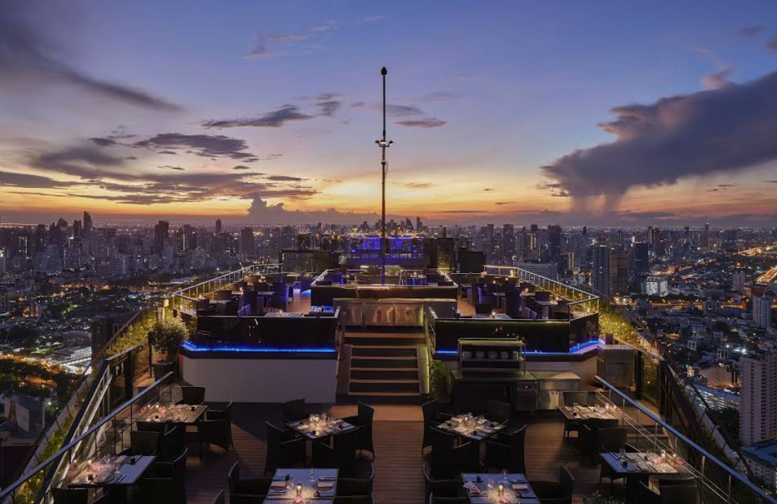 Vertigo & Moon Bar – Elegance og åben himmel 61 etager over Bangkok
