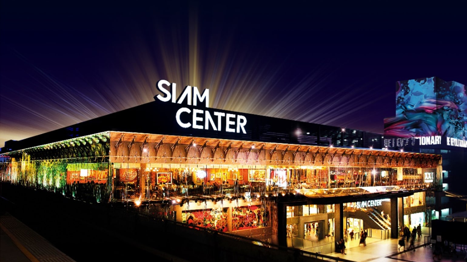 Siam Center – Trendy shopping og lokal design midt i Siam-krydset
