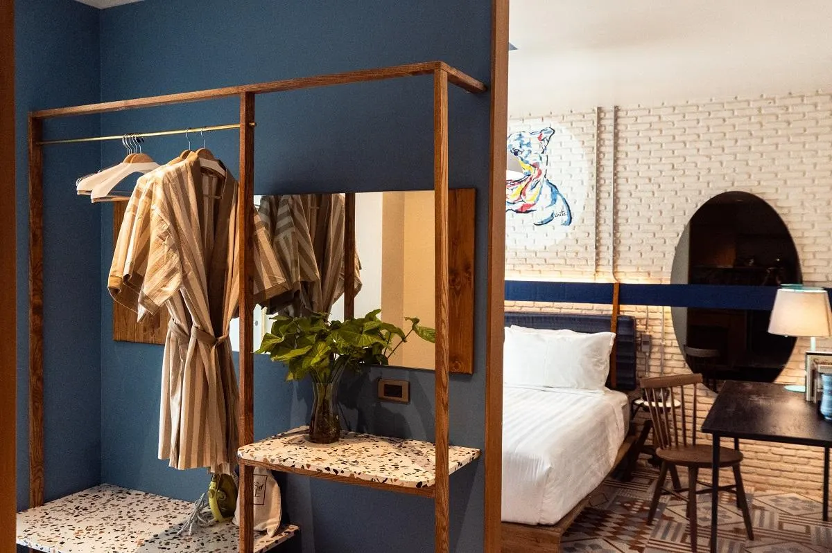 Tints of Blue – Farverigt boutiquehotel med ro, personlighed og skjult charme i Sukhumvit