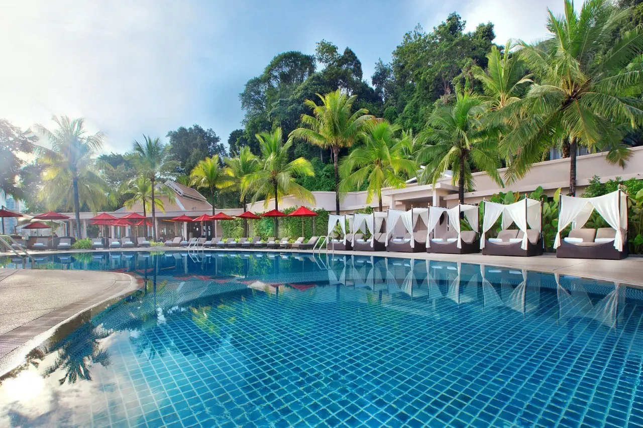 Amari Phuket – Familievenligt luksusresort med privat strand og ro tæt på Patong