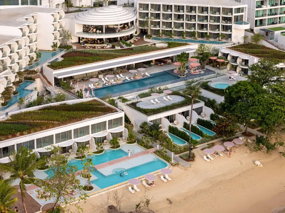 Veranda Resort Phuket – Eksklusivt designhotel med fredfyldt spa og rolig luksus ved Ao Yon Beach