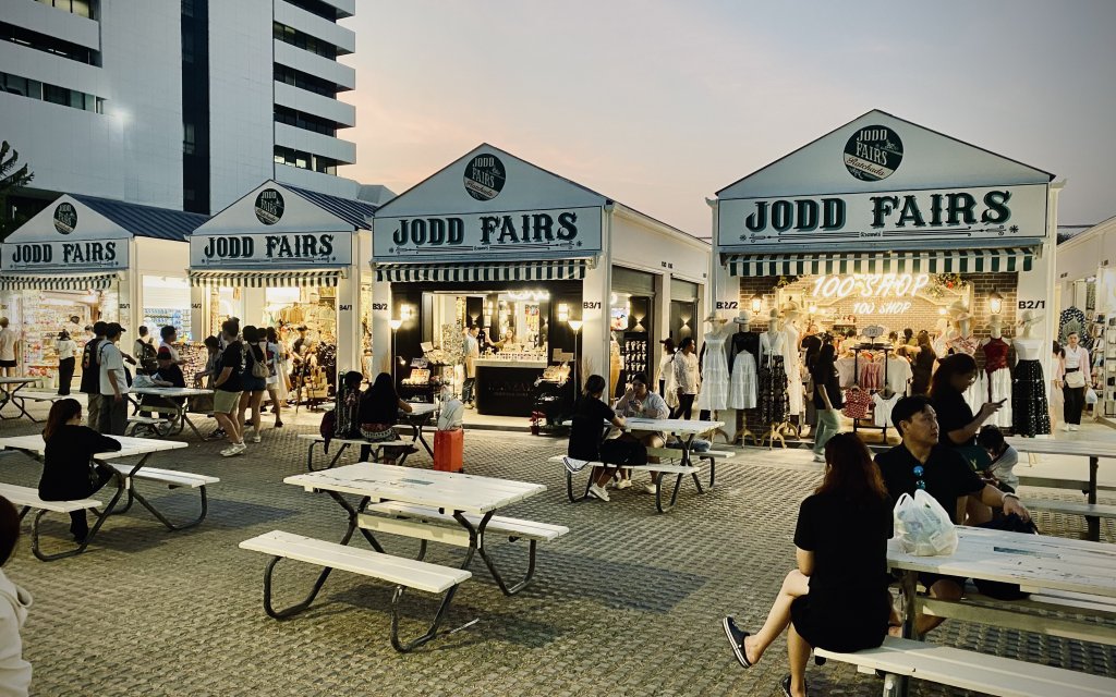 JODD FAIRS Ratchada – Bangkoks nye favorit natmarked