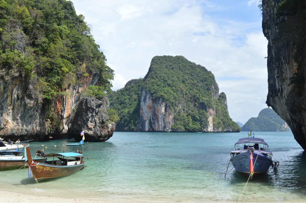 Phi phi